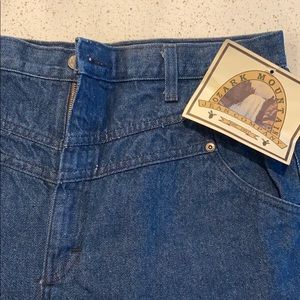 Vintage 90s high waisted no pockets!